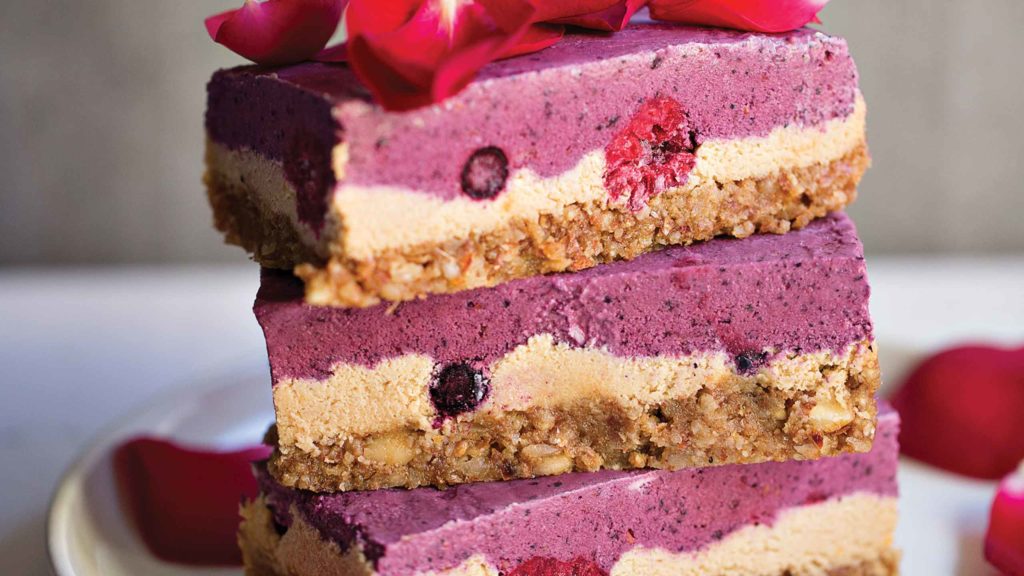 BERRY CHEESECAKE SLICE
